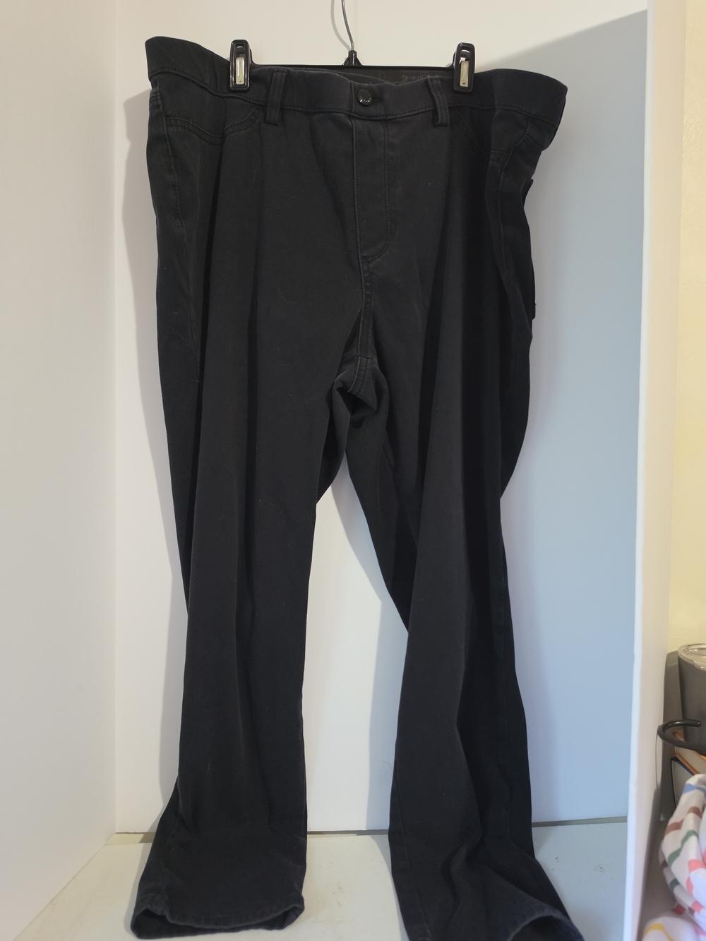 Bandolino Men's Straight-Leg Pants in Black